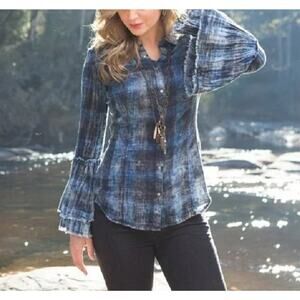 Ryan Michael Plaid Tiered Sleeve Pearl Snap Shirt Size Medium Blue Black NWT